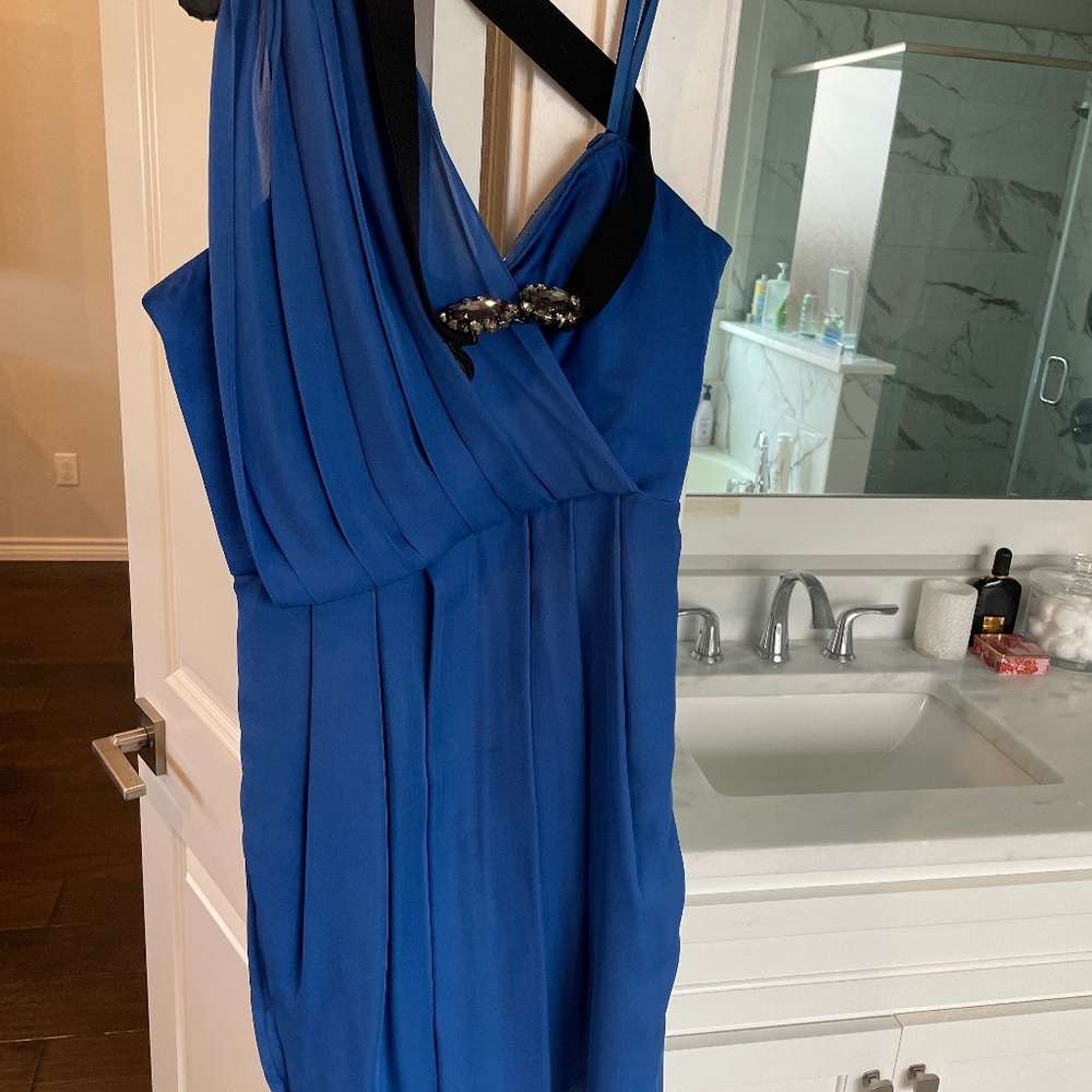 One shoulder blue dress